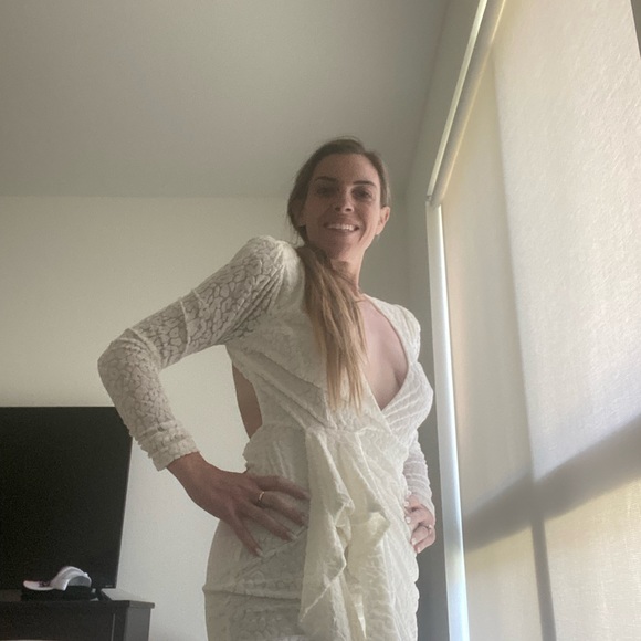 NWT white LUXXEL DRESS - Picture 8 of 13